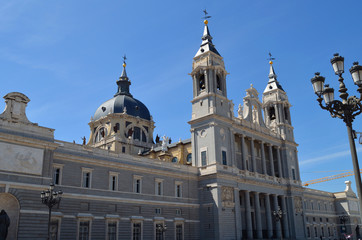 Fototapeta na wymiar Almudena Cathedral Madrid