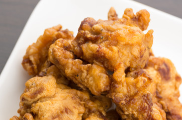 鶏のから揚げ