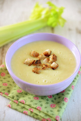 Stangenselleriesuppe