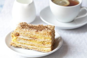 Puff pie and tea