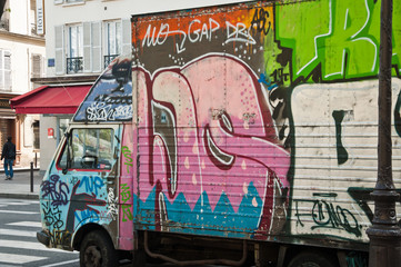 camion tagué