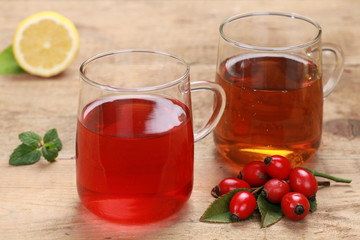 Echte Hagebutte und Rooibos Tee