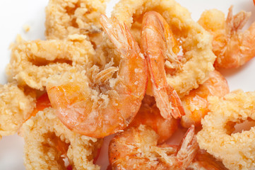 fried mixed seafood