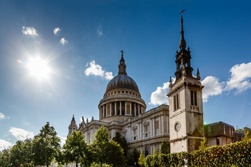 Fototapeta na wymiar Saint Paul's Cathedral in London on Sunny Day, United Kingdom