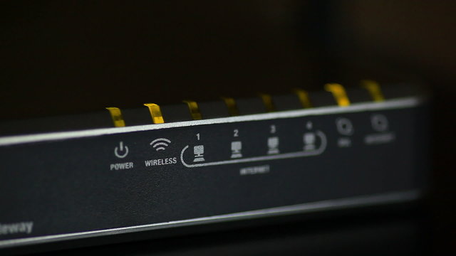 Router wireless led light turn on and off