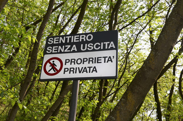 cartello segnaletico