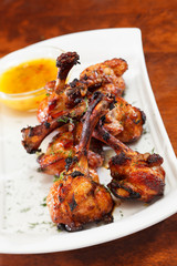 Chicken wings with sauce