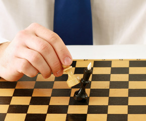 Fototapeta na wymiar Man playing chess