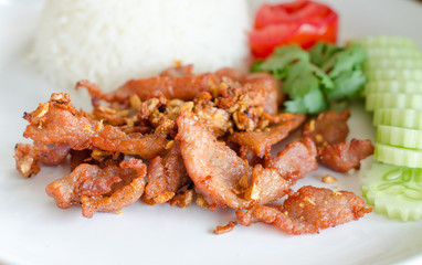 fried pork with garlic and pepper