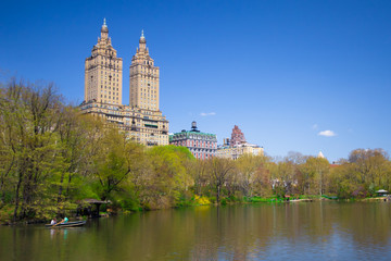 Fototapeta na wymiar View of lake at Central Park NYC in Spring