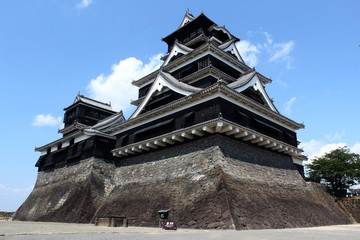 熊本城　大天守閣と小天守閣