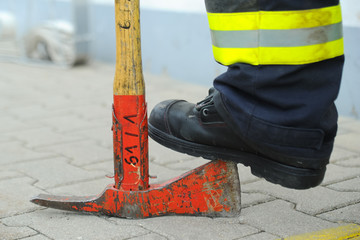 Feuerwehraxt im Einsatz
