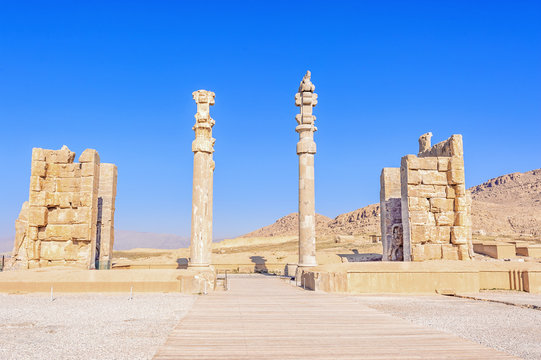 Ruins of ancient Persepolis in northwest Shiraz, Iran.