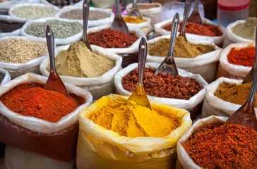 Küchenrückwand glas motiv Indian colored spices © pikoso.kz