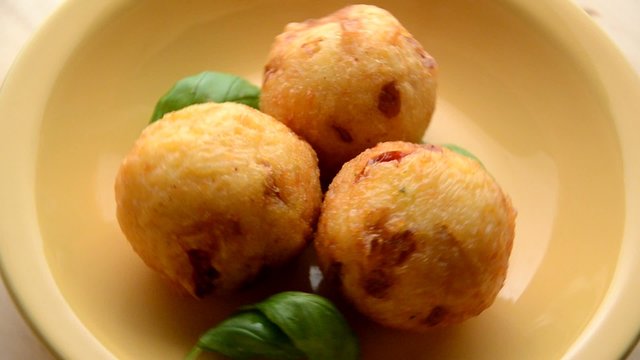 Crocchette di riso 밥 고로케 Croquetas de arroz