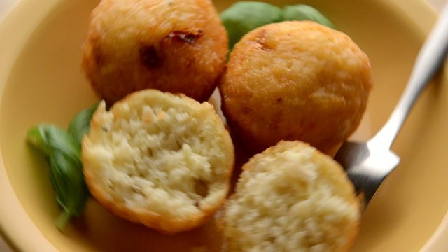 Crocchette di riso 밥 고로케 Croquetas de arroz