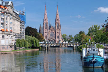 Fototapeta na wymiar Pawła Kościół w Strasburg, Francja