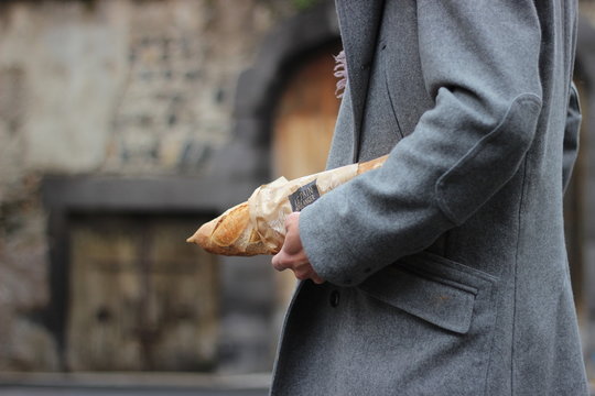 Français et baguette de pain