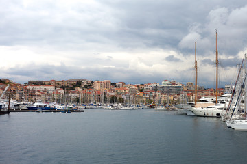Fototapeta na wymiar Cannes miasto.