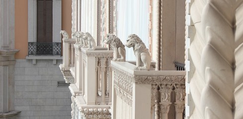 Modern American architecture along the Las Vegas strip © markim