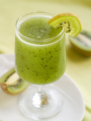 kiwi smoothie