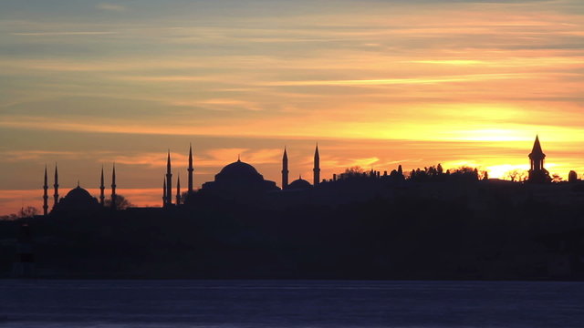 Sunrise in Istanbul; Timelapse