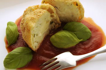 Croqueta de patata Potato croquette Crocchetta di patate