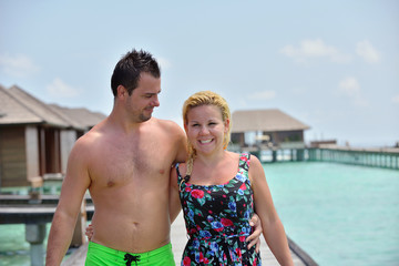 Fototapeta premium happy young couple at summer vacation have fun and relax