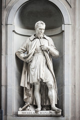 Statua Rinascimento Firenze Uffizi