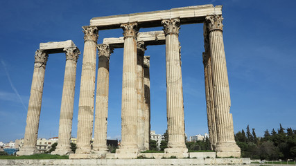 Fototapeta premium ruins in athens greece