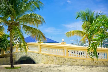 Fototapeten Beautiful stone bridge in Philipsburg, Saint Marteen, Caribbean © MF