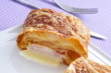 ham and cheese croissant