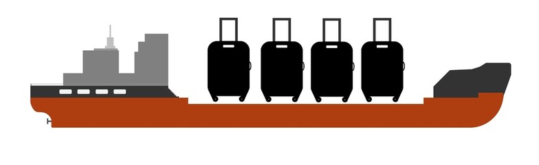 Valises de voyage dans un bateau cargo