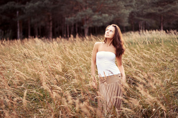 Young pretty brunette outdoor portrait