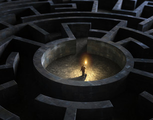 Homme au milieu d& 39 un mystérieux labyrinthe