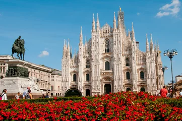 No drill light filtering roller blinds European Places cathedral milan