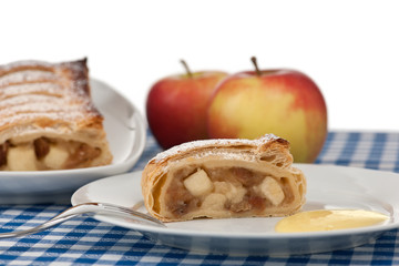 Apfelstrudel