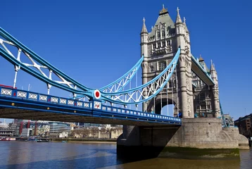 Rolgordijnen Tower Bridge in London © chrisdorney