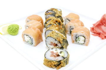 Роллы и суши