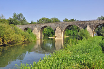 Fototapeta na wymiar le Pont Charles Martel