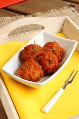 Meatballs in tomato sauce