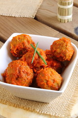 Albóndigas en salsa