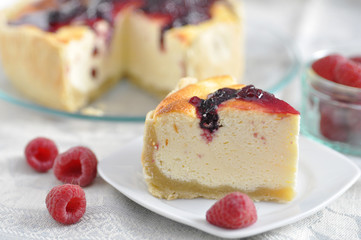 Käsekuchen mit Beeren