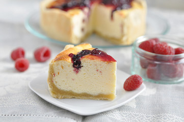 Käsekuchen mit Beeren