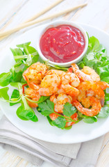 Fried shrimps with sauce