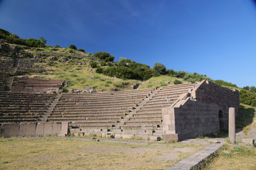 Assos Antik Şehrinde Tiyatro