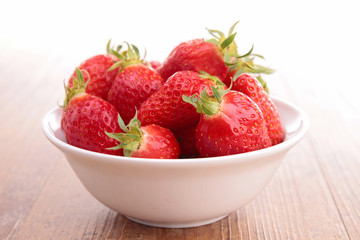 bowl of strawberries