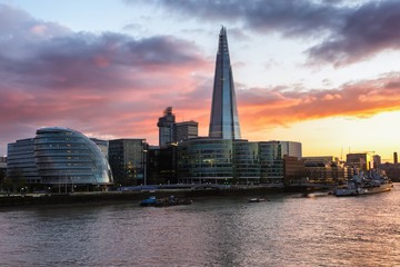 Fototapeta na wymiar London modern skyline