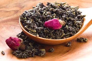 Green tea whit rose