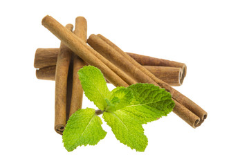 Cinnamon and fresh mint leaves